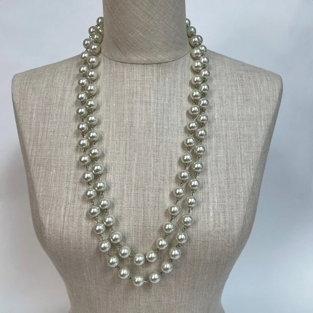 Faux White‎ Pearl Beaded Silver-tone Women's Fashion Necklace NWOT